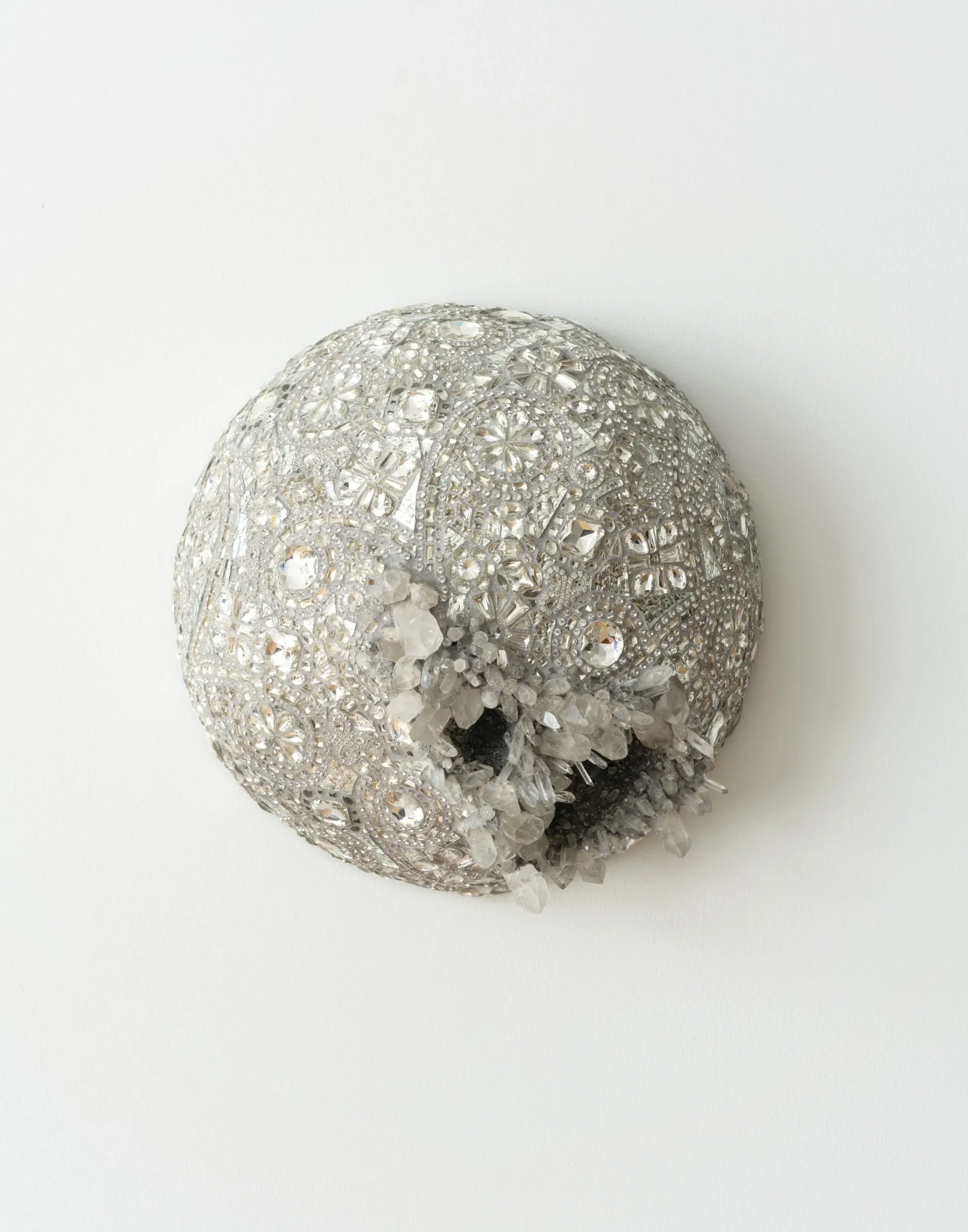  Lauren Fensterstock (United States, born 1975), When a Third Sun, 2021, glass, vintage crystal, quartz, and mixed media, 14 7/8 x 14 1/2 x 8 inches. Museum purchase with support from the Peggy and Harold Osher Acquisition Fund, 2021.20. © Lauren Fensterstock 