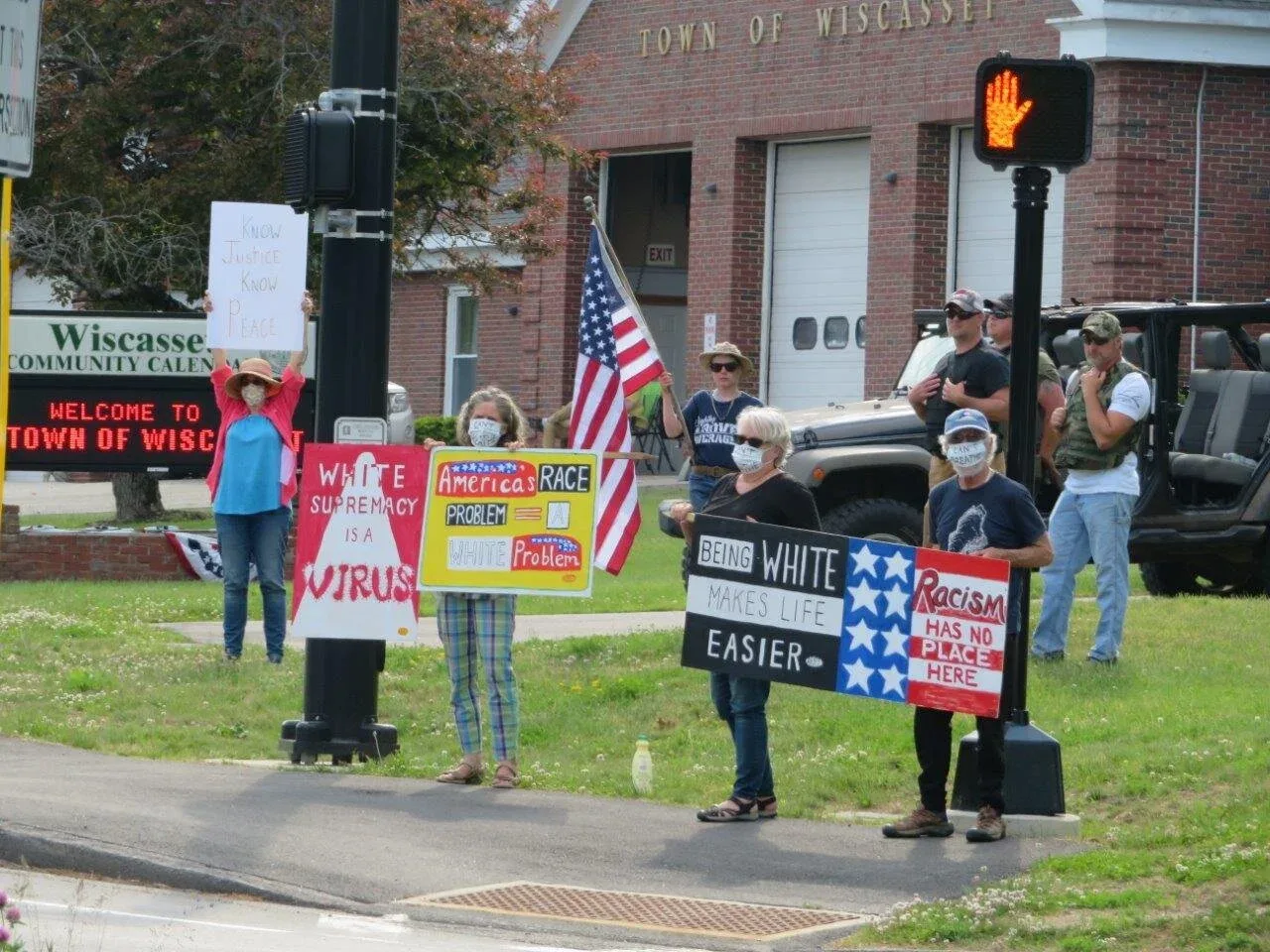 ARRT! (Artists’ Rapid Response Team!)